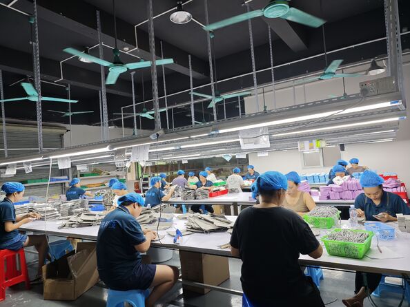 Dongguan Changrong Gift Co., Ltd.